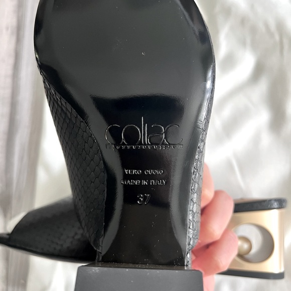 💰SOLD💰Coliac Mules - Picture 2 of 5